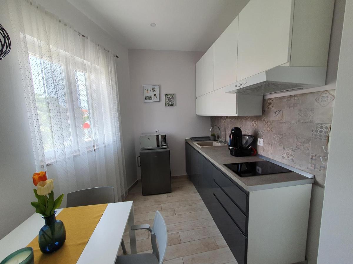 Apartment Danijela Novalja Zewnętrze zdjęcie