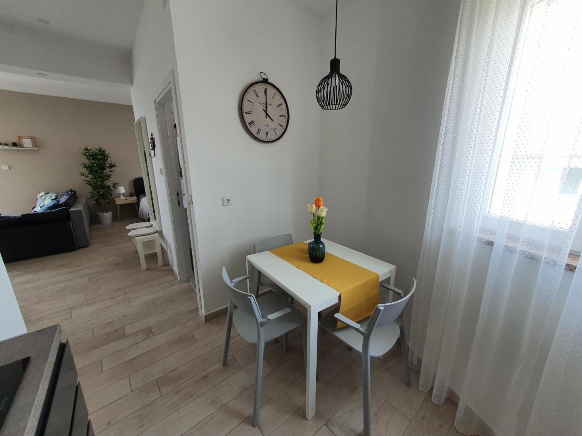 Apartment Danijela Novalja Zewnętrze zdjęcie